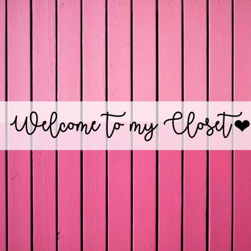 Welcome to my closet & Boutique!